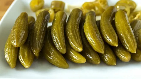تصویر 1 از قیمت خیارشور قلمی با کیفیت ارزان + خرید عمده